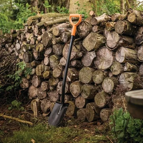 ΦΤΥΑΡΙ ΠΑΤΗΤΟ FISKARS Solid (Με Λαβή)