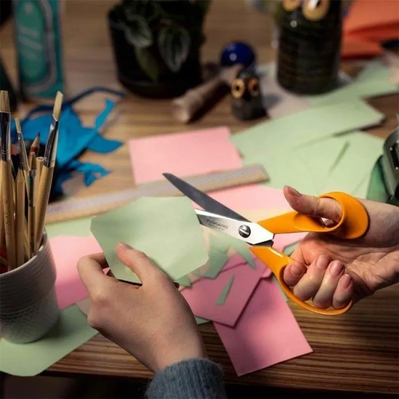 ΨΑΛΙΔΙ FISKARS S90 (Γενικής Χρήσης / 21cm)