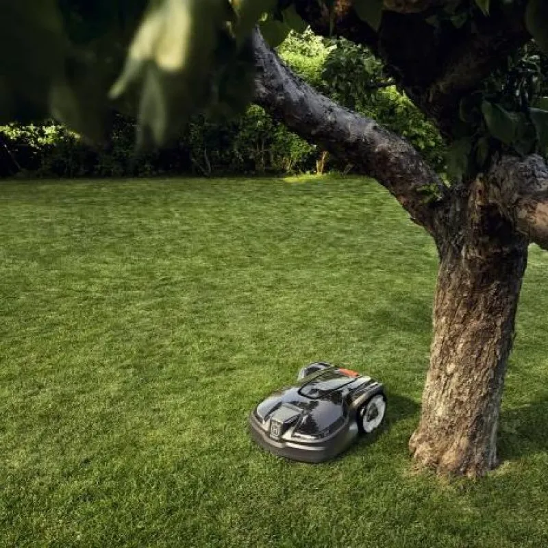 ΡΟΜΠΟΤΙΚΟ ΧΛΟΟΚΟΠΤΙΚΟ ΓΚΑΖΟΝ HUSQVARNA AUTOMOWER® 305 (έως 600m² / 22cm / 70 Λεπτά / 20-60mm)