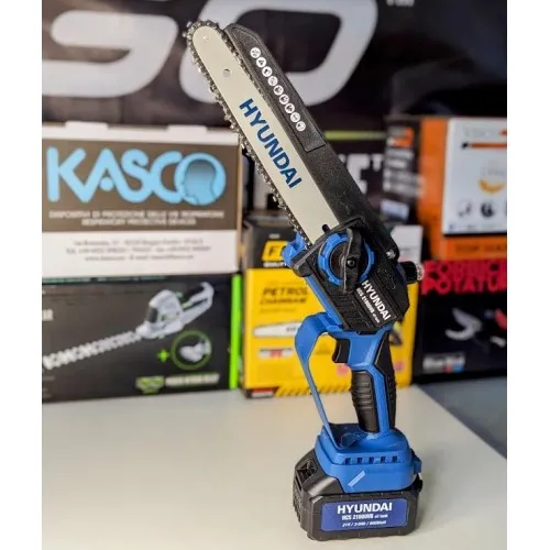ΑΛΥΣΟΠΡΙΟΝΟ HYUNDAI HCS 21800VB (Δοχείο Λαδιού / 1.90kg) (2 Μπαταρίες 21V 3.0Ah & Φοτριστής Διπλός) BRUSHLESS